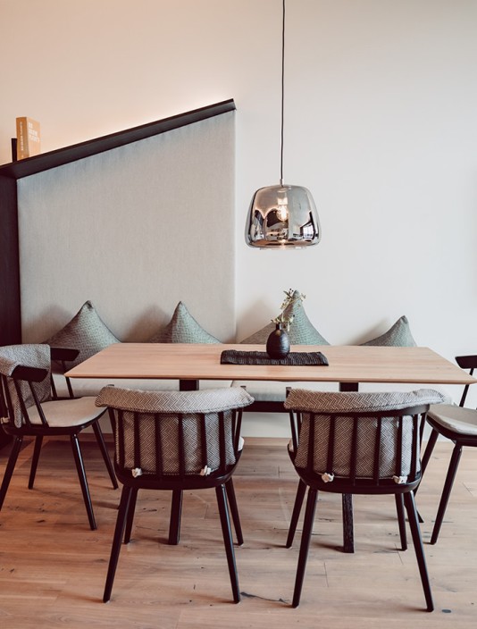 Esstisch im Luxus-Apartment im Aparthotel JoAnn in Kleinarl